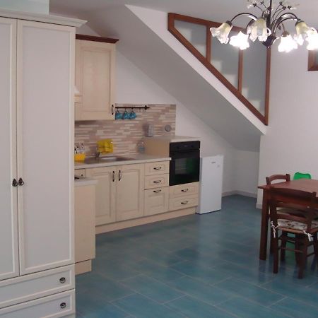 Guest House Mare E Luna Fiumefreddo Bruzio Bagian luar foto
