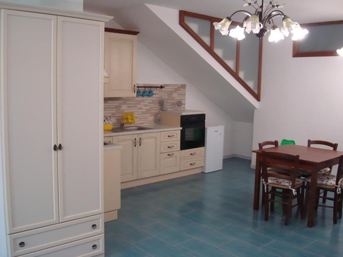 Guest House Mare E Luna Fiumefreddo Bruzio Bagian luar foto