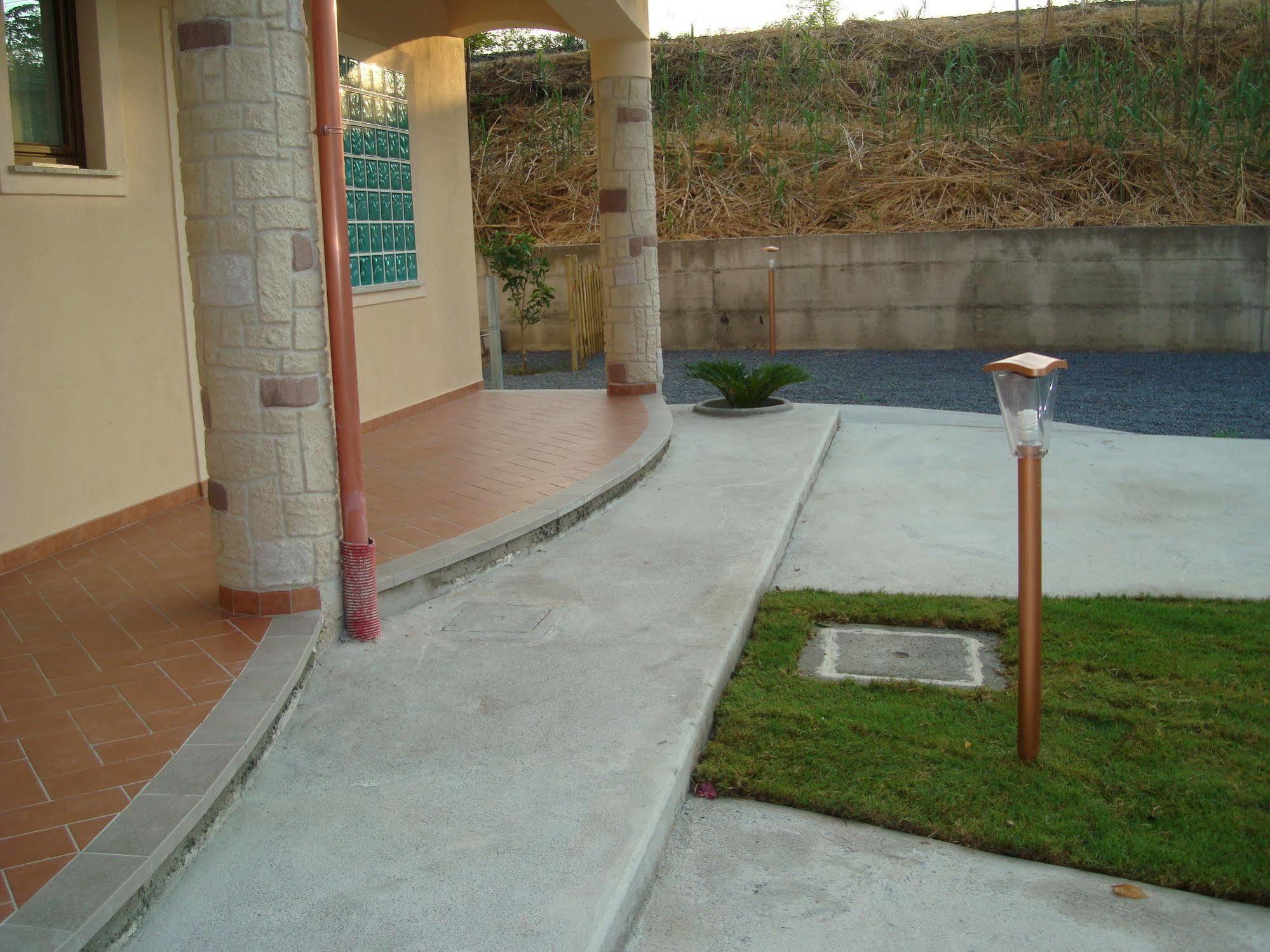 Guest House Mare E Luna Fiumefreddo Bruzio Bagian luar foto
