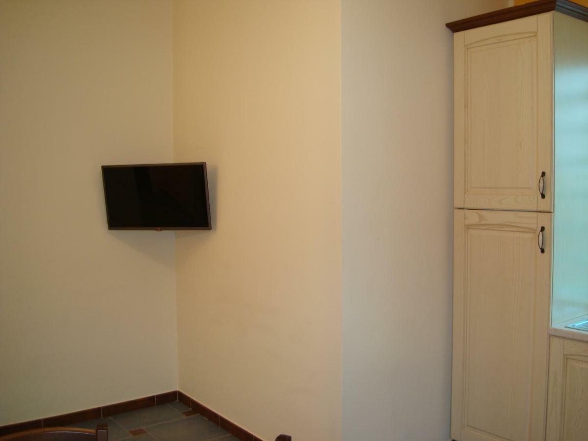 Guest House Mare E Luna Fiumefreddo Bruzio Bagian luar foto